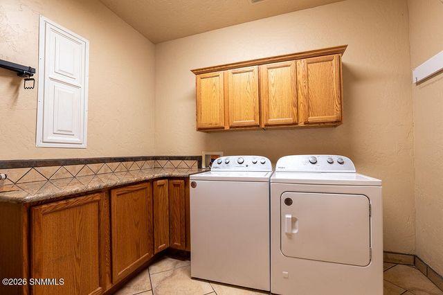 2605 Calle Porton, Las Cruces, NM 88007