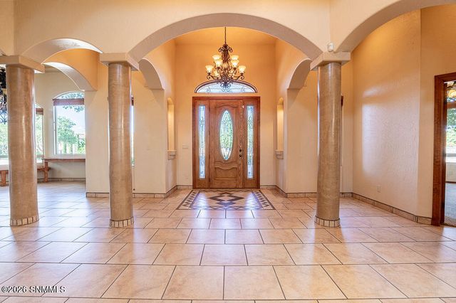 2605 Calle Porton, Las Cruces, NM 88007