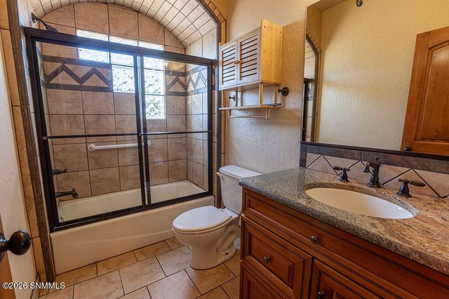 2605 Calle Porton, Las Cruces, NM 88007