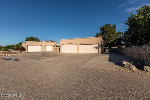 2605 Calle Porton, Las Cruces, NM 88007