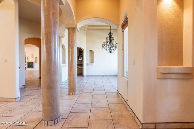 2605 Calle Porton, Las Cruces, NM 88007