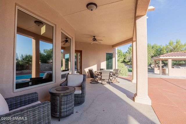 2605 Calle Porton, Las Cruces, NM 88007