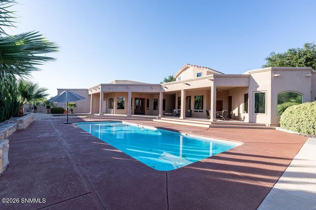 2605 Calle Porton, Las Cruces, NM 88007