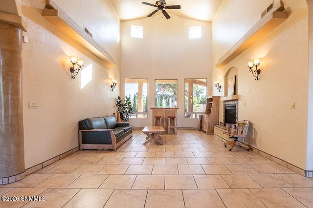 2605 Calle Porton, Las Cruces, NM 88007