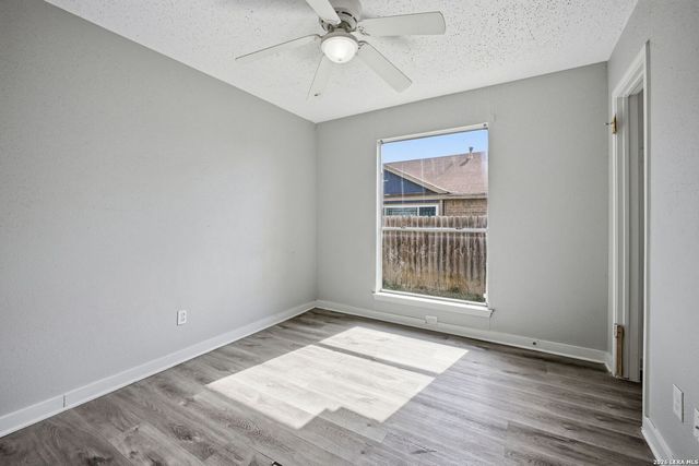 11426 LONG TRL, San Antonio, TX 78245