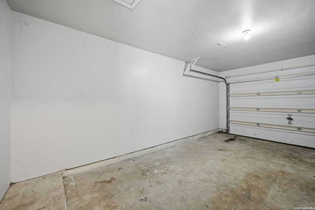 11426 LONG TRL, San Antonio, TX 78245