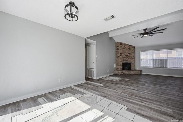 11426 LONG TRL, San Antonio, TX 78245