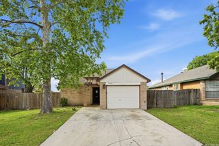 11426 LONG TRL, San Antonio, TX 78245