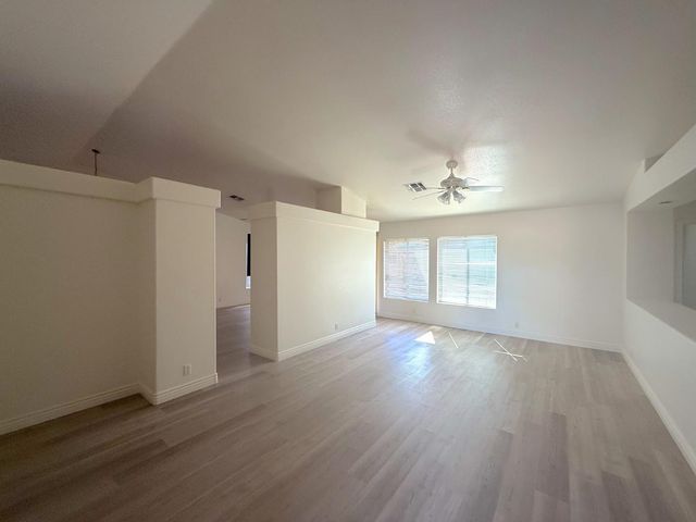 19858 N 33rd Place, Phoenix, AZ 85050