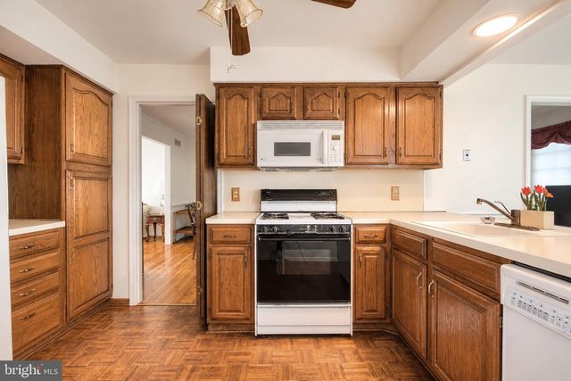 636 JEFFERSON AVE, Vineland, NJ 08361