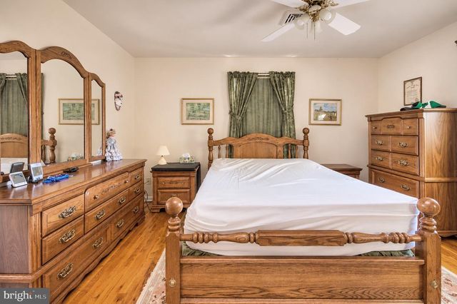 636 JEFFERSON AVE, Vineland, NJ 08361