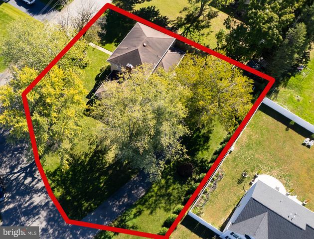 636 JEFFERSON AVE, Vineland, NJ 08361