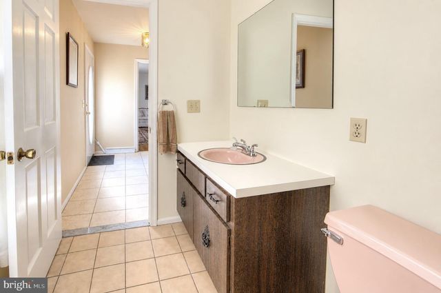 636 JEFFERSON AVE, Vineland, NJ 08361
