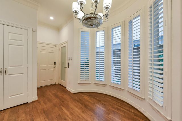 2112 Mcduffie Street, Houston, TX 77019