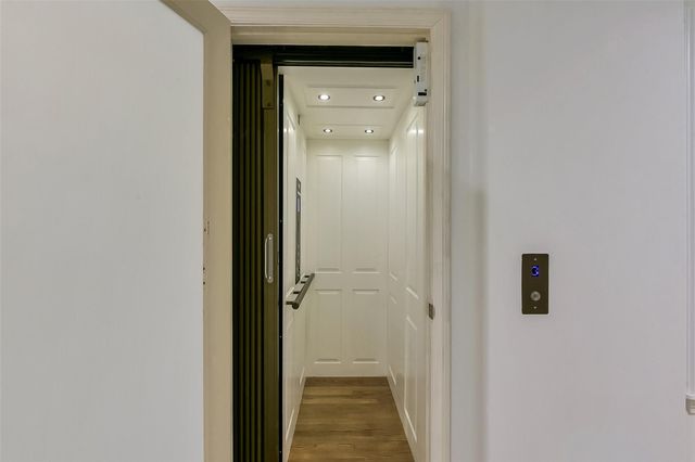 2112 Mcduffie Street, Houston, TX 77019