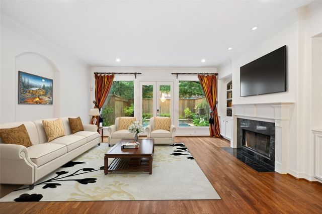 2112 Mcduffie Street, Houston, TX 77019