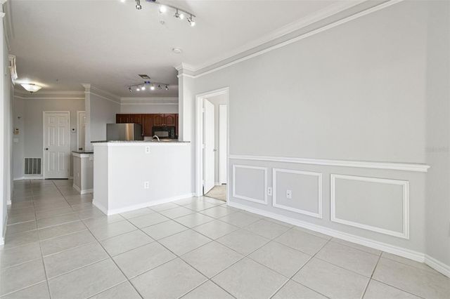 4302 BAYSIDE VILLAGE DRIVE 204, Tampa, FL 33615