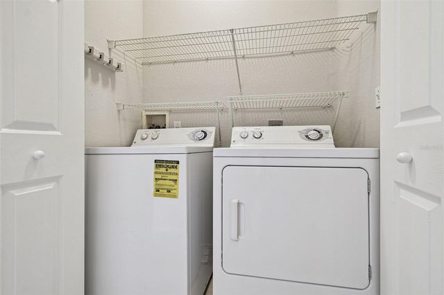 4302 BAYSIDE VILLAGE DRIVE 204, Tampa, FL 33615