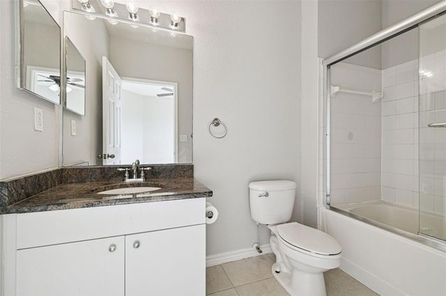 4302 BAYSIDE VILLAGE DRIVE 204, Tampa, FL 33615