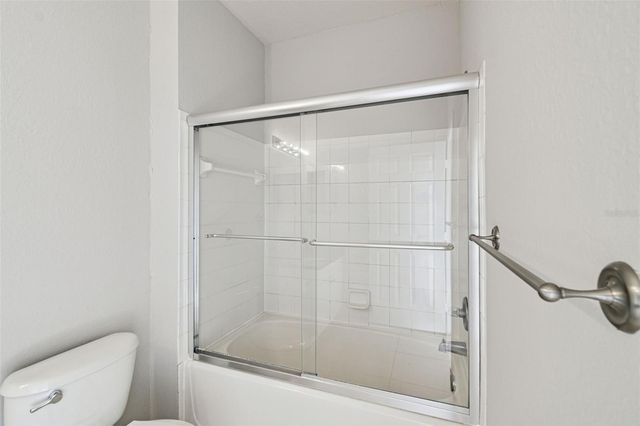 4302 BAYSIDE VILLAGE DRIVE 204, Tampa, FL 33615