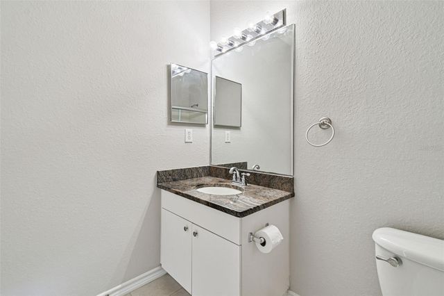 4302 BAYSIDE VILLAGE DRIVE 204, Tampa, FL 33615