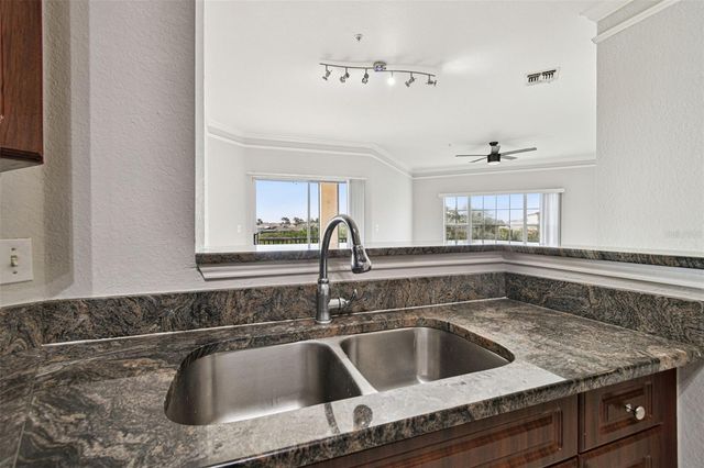 4302 BAYSIDE VILLAGE DRIVE 204, Tampa, FL 33615