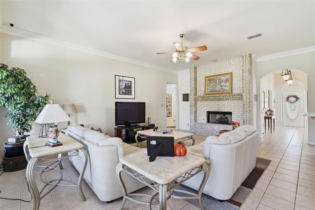 8110 Ravenswood Road, Granbury, TX 76049