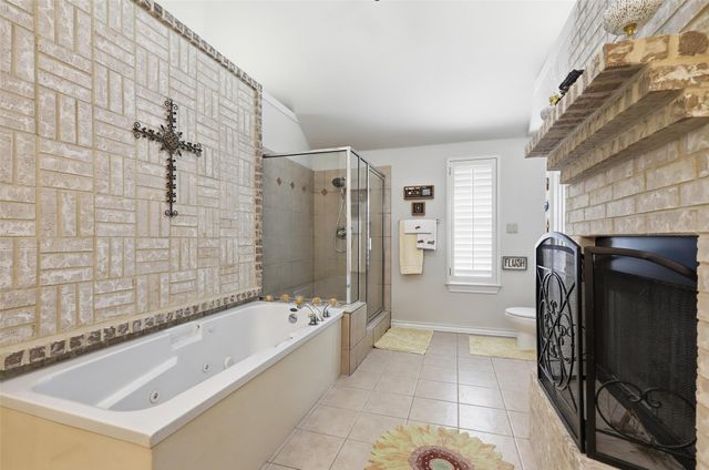 8110 Ravenswood Road, Granbury, TX 76049