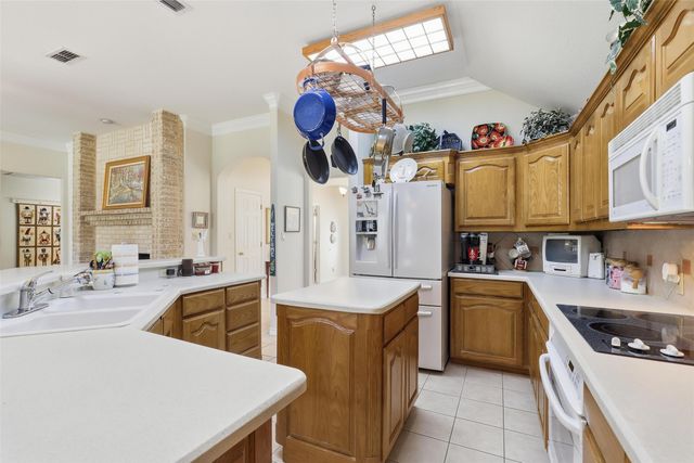 8110 Ravenswood Road, Granbury, TX 76049