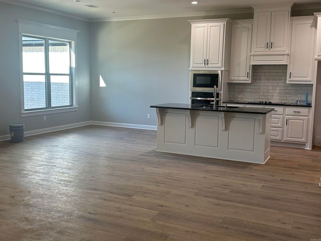 901 Conrad Cove, Jacksonville, AR 72076