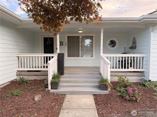 787 N Kendall Rd, Sequim, WA 98382