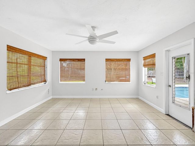 5927 DRIFTWOOD AVENUE, Sarasota, FL 34231