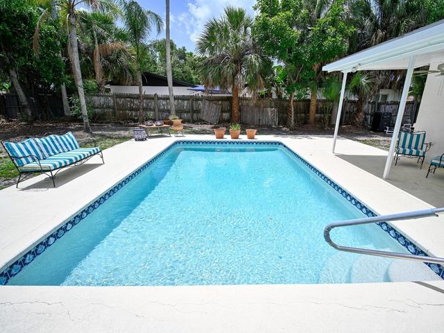5927 DRIFTWOOD AVENUE, Sarasota, FL 34231