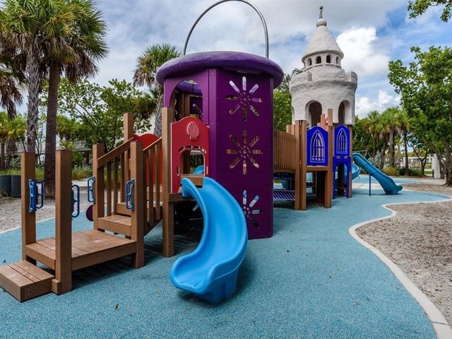 5927 DRIFTWOOD AVENUE, Sarasota, FL 34231