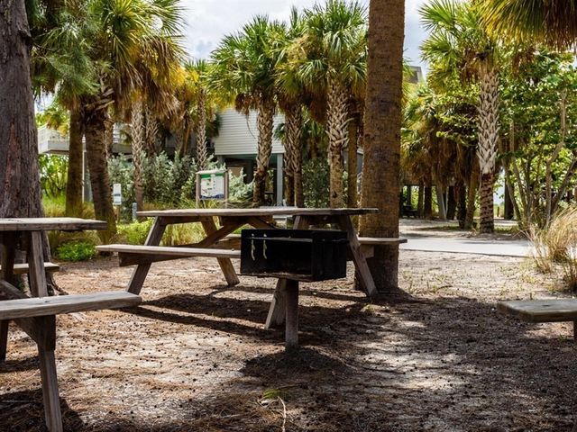 5927 DRIFTWOOD AVENUE, Sarasota, FL 34231