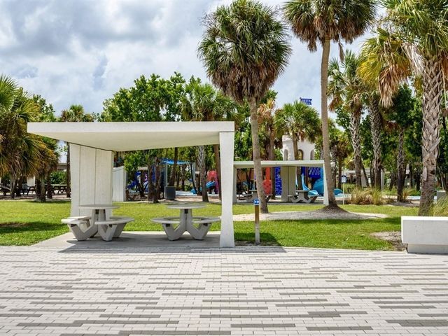 5927 DRIFTWOOD AVENUE, Sarasota, FL 34231
