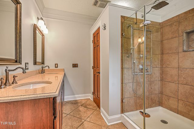 136 Canterbury Place, Bristol, TN 37620