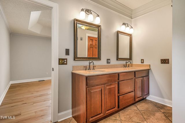 136 Canterbury Place, Bristol, TN 37620
