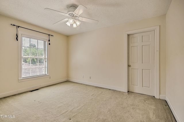 136 Canterbury Place, Bristol, TN 37620