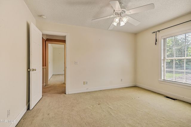 136 Canterbury Place, Bristol, TN 37620
