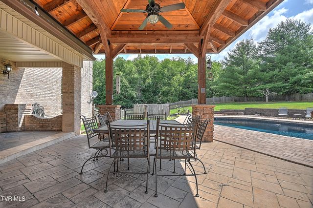 136 Canterbury Place, Bristol, TN 37620