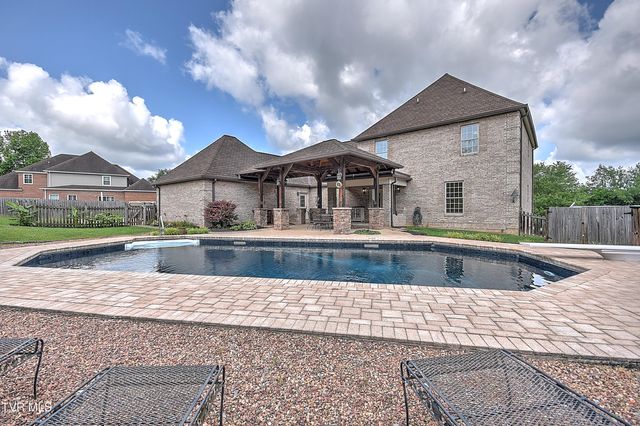 136 Canterbury Place, Bristol, TN 37620
