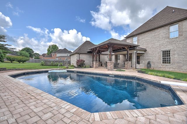 136 Canterbury Place, Bristol, TN 37620