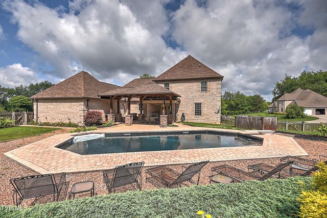 136 Canterbury Place, Bristol, TN 37620