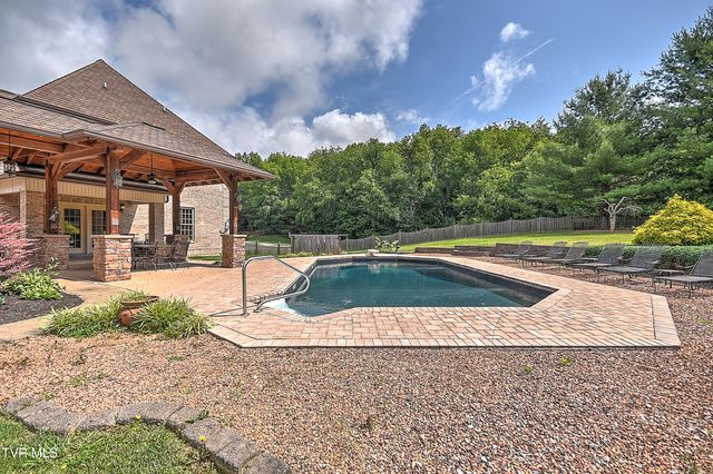 136 Canterbury Place, Bristol, TN 37620