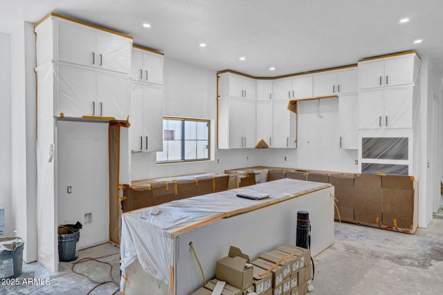 1426 W ROYAL PALM Road, Phoenix, AZ 85021