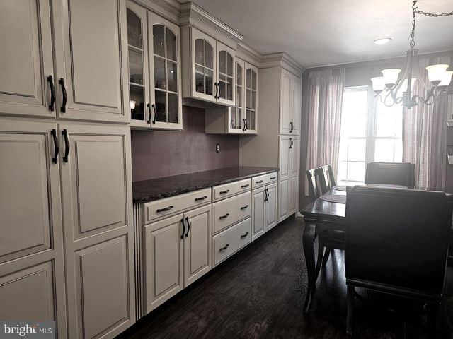 2026 VALLEY VIEW DR, Quakertown, PA 18951