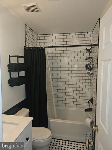 2026 VALLEY VIEW DR, Quakertown, PA 18951