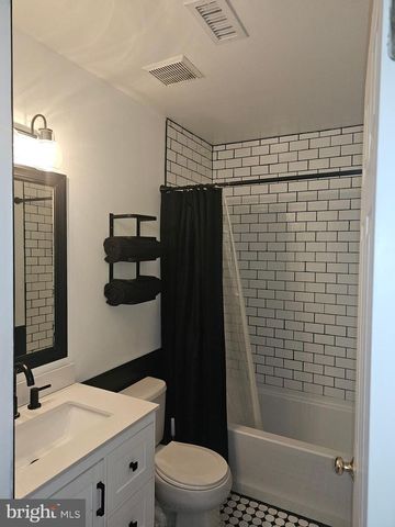 2026 VALLEY VIEW DR, Quakertown, PA 18951