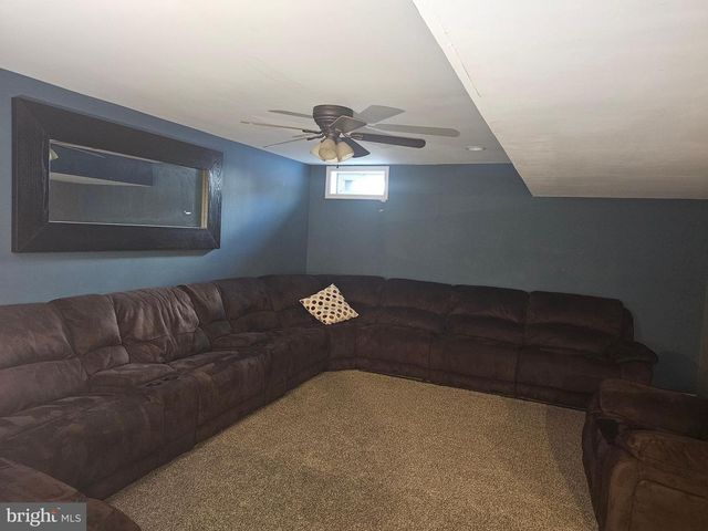 2026 VALLEY VIEW DR, Quakertown, PA 18951